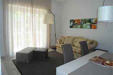 Foto Appartamento Rif.AF186 in affitto-stagionale situato a Forte dei Marmi